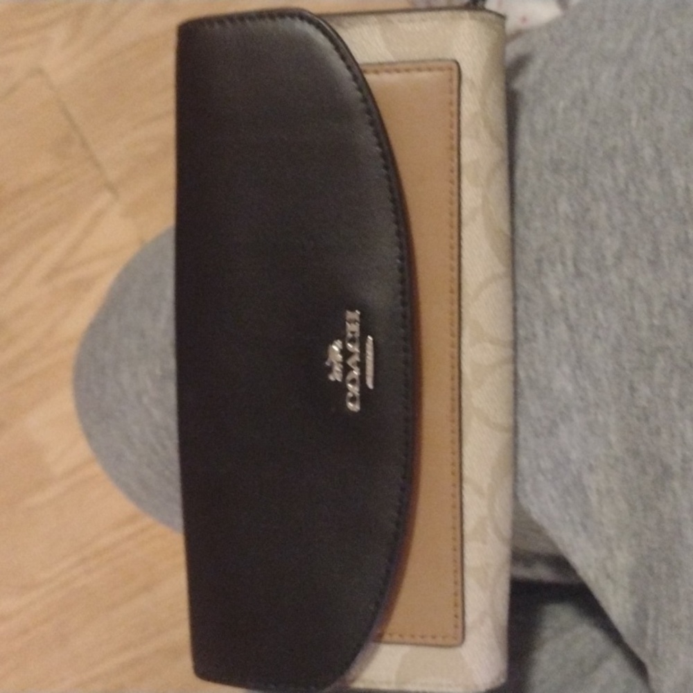 Coach wallet